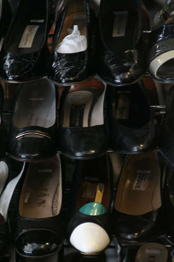 Shoes, Site Image